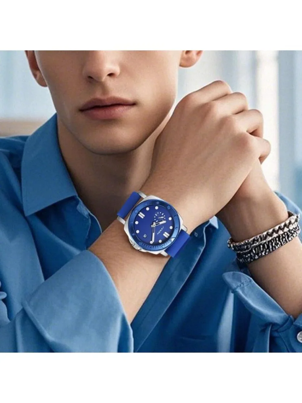 Men's Blue Analog Silicone Strap Water Resistant Rotating Bezel Wrist Watch